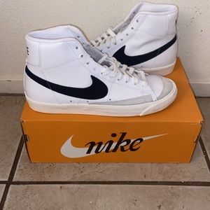 Blazer mid 77 vintage white/black